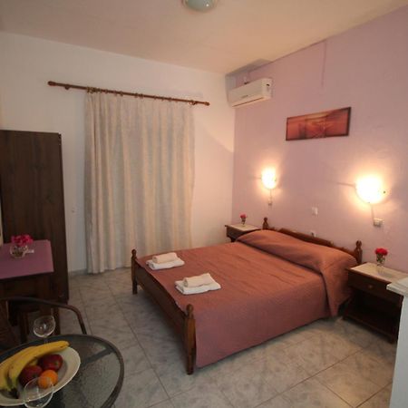 Tony'S Apartments Ágios Geórgios Extérieur photo