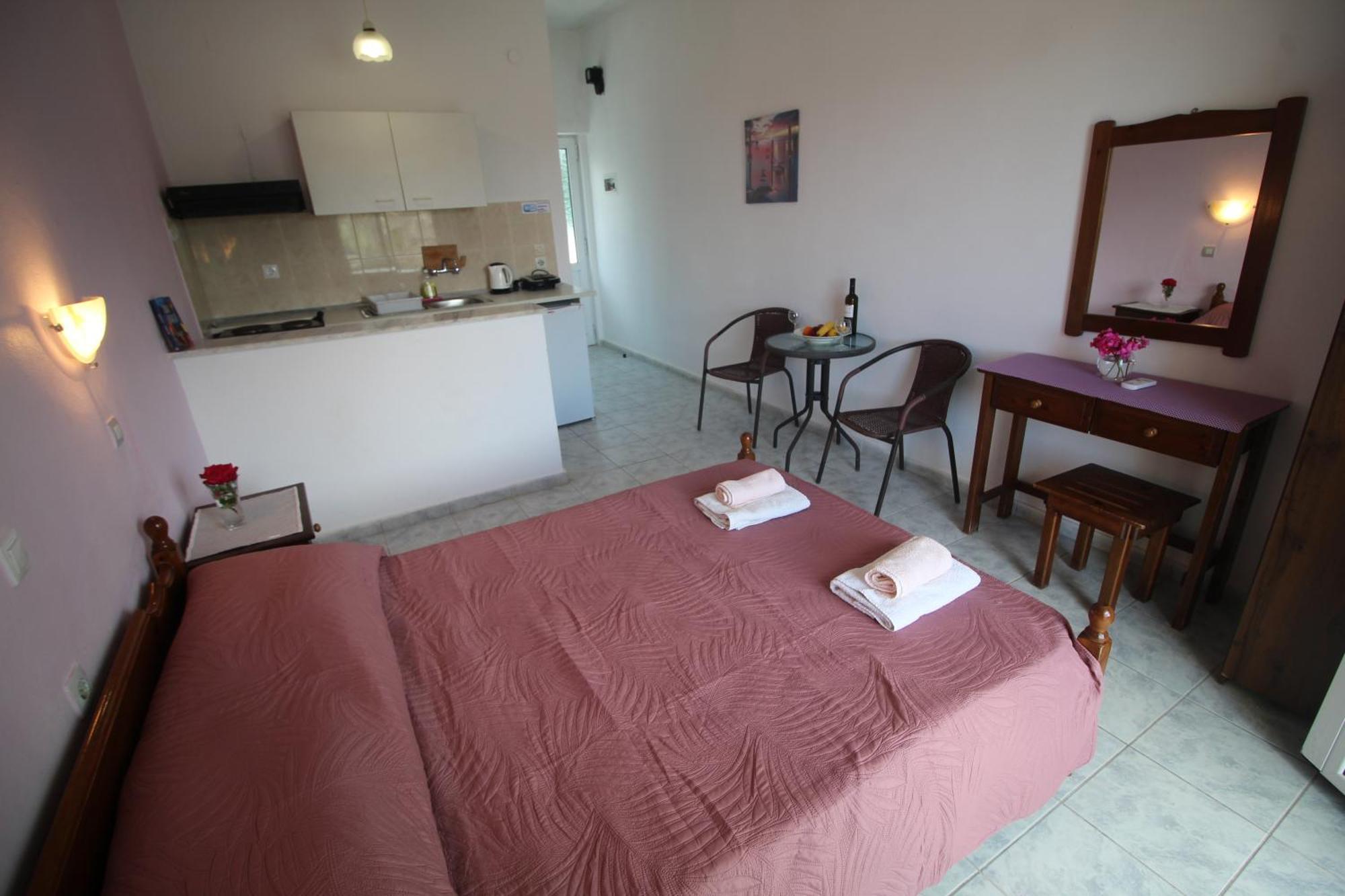 Tony'S Apartments Ágios Geórgios Extérieur photo